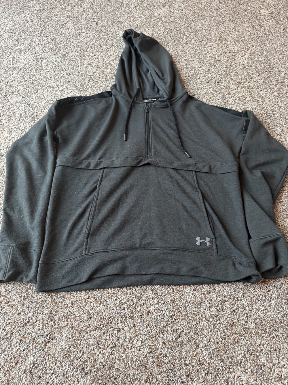 Under Armour Men's Medium Black 1/4 Zip Hooded Pullover Loose Fit Athletic